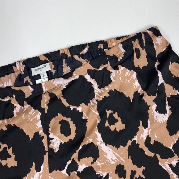 DVF Target Womens 4X Pajama Shorts Animal Print Satin NWT - Picture 3 of 4